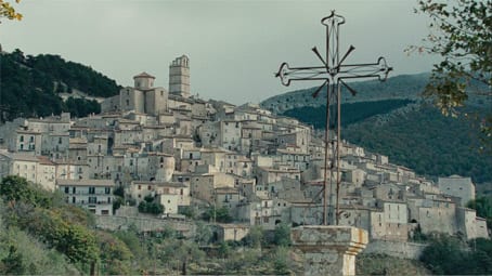 Castel del Monte; still from the film 'The American'