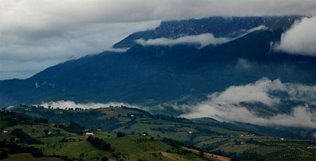 Gran Sasso Vapour Trails Gran Sasso Vapour Trails