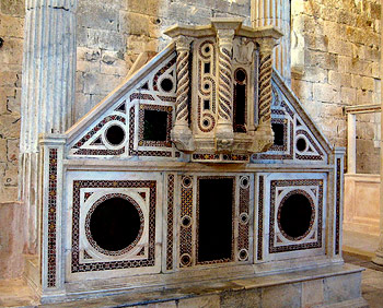 ALBA FUCENS Mosiac take from the Temple of Apollo