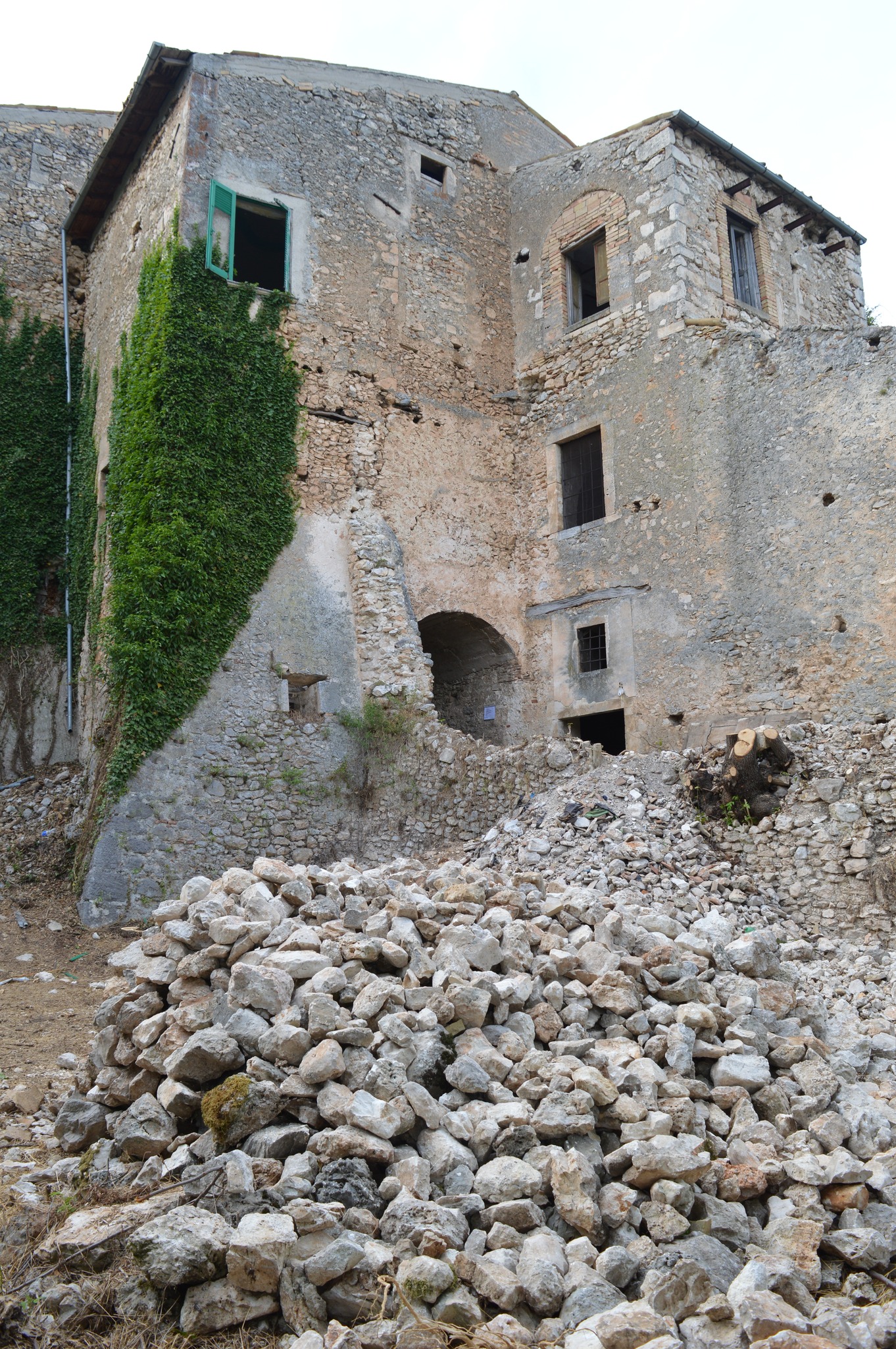 Palazzo San Benedetto - San Benedetto in Perillis
