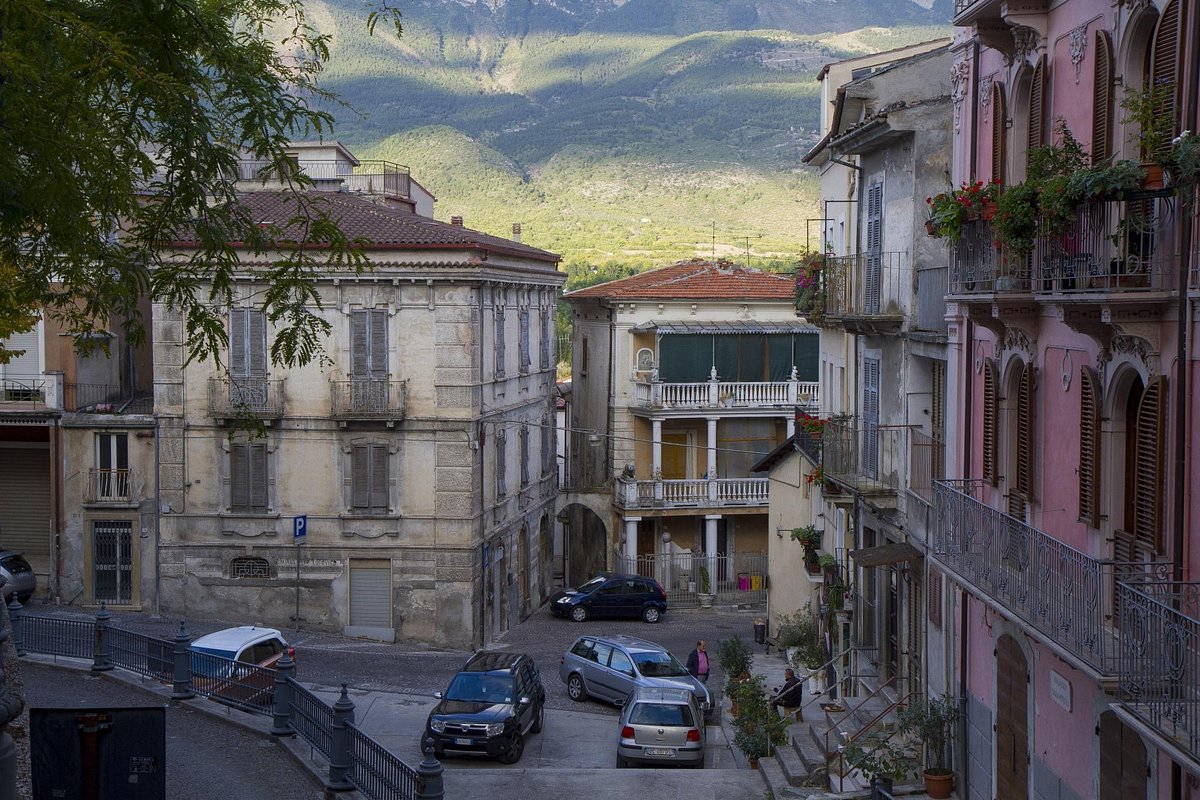 Pratola Peligna Bed & Breakfast & Home Private Sale