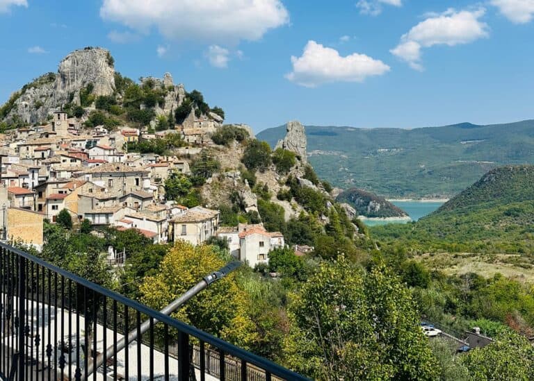 458425700 17975944478716591 7403252440261433688 n 768x549