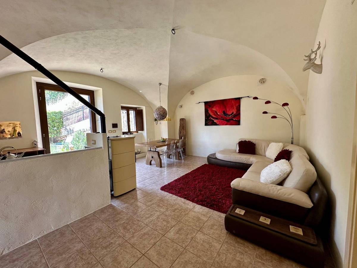 Balcone di Pacione - Calascio Apartment Sale