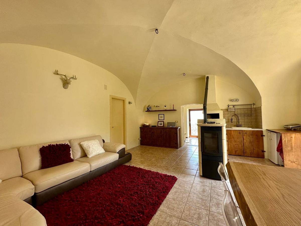 Balcone di Pacione - Calascio Apartment Sale