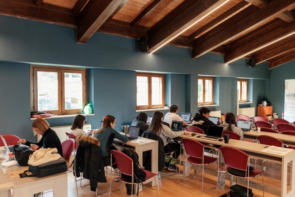 Fanesia - Family & Co-working Breaks in Bear Smart Abruzzo