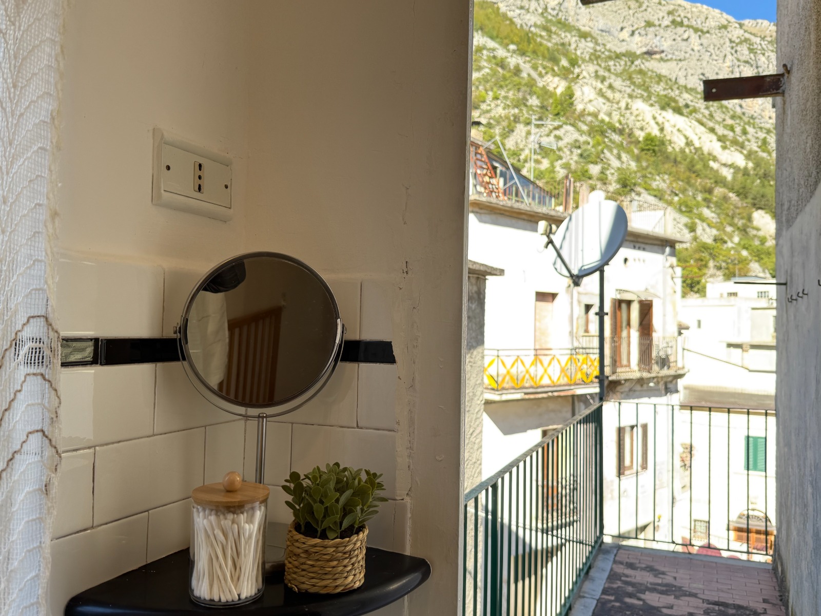Casa Escher - Family Holiday Rental Fara San Martino