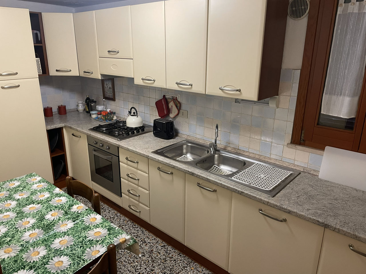 Bisenti Apartments - Long-term Garden Apartment Rental