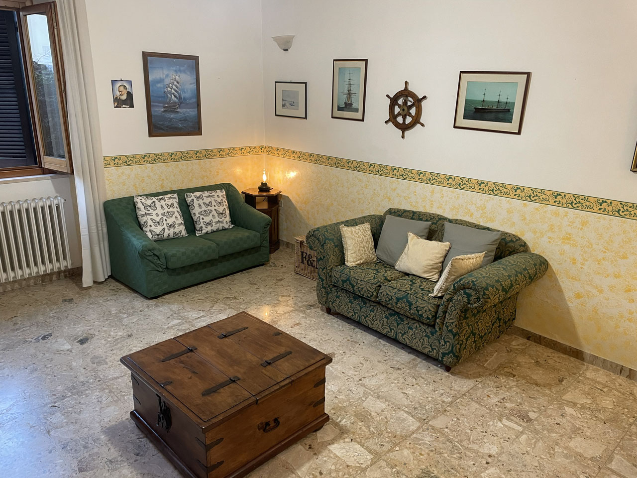 Bisenti Apartments - Long-term Garden Apartment Rental