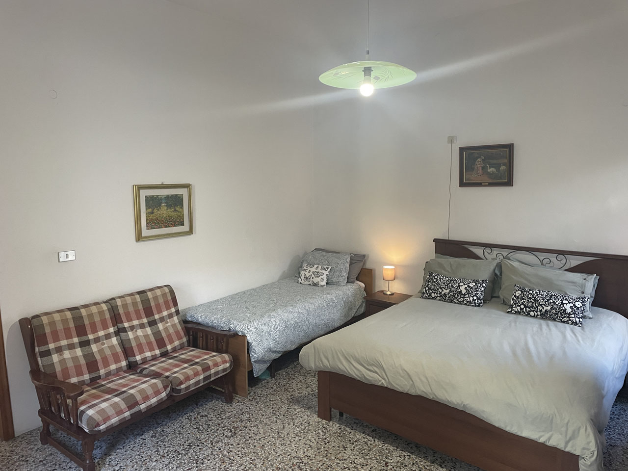 Bisenti Apartments - Long-term Garden Apartment Rental