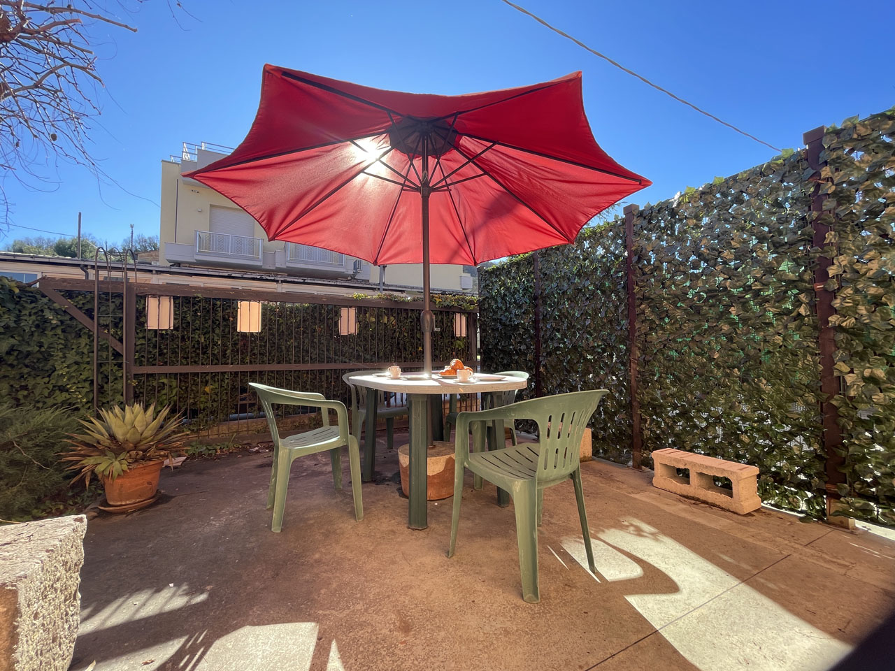 Bisenti Apartments - Long-term Garden Apartment Rental