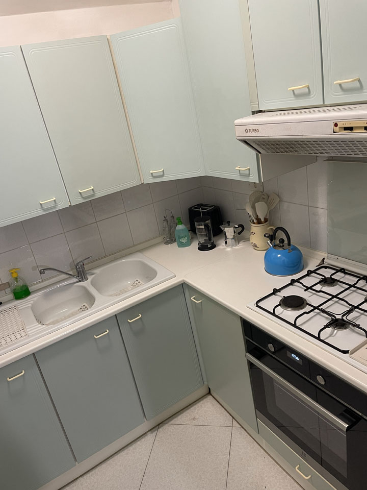 Bisenti Apartments - Short Term Terrace Apartment Rental