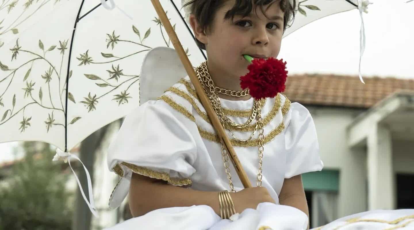 The Pentecost Harvest in Abruzzo: Wheat, Hay and Cheese