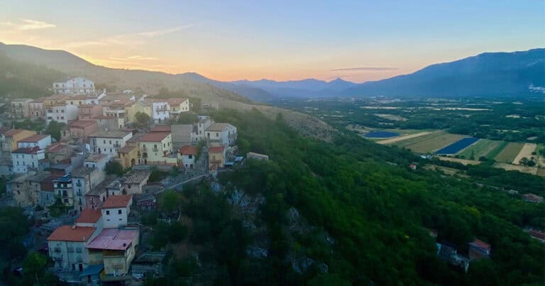 How to Read Abruzzo’s Wealth Map Before You Buy